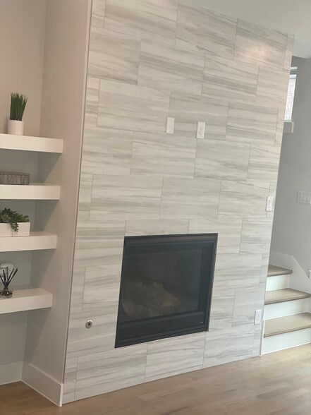 Fireplace - 1802 Deacon Hl Ct