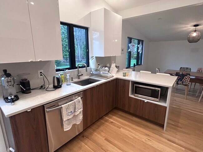 Building Photo - 44 Marla Cir