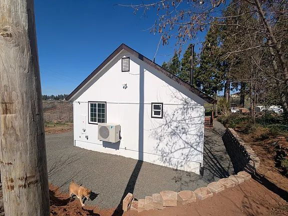 Building Photo - Home Available now!