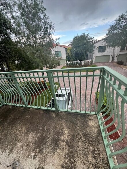 Building Photo - 4425 Hidden Harbour Terrace