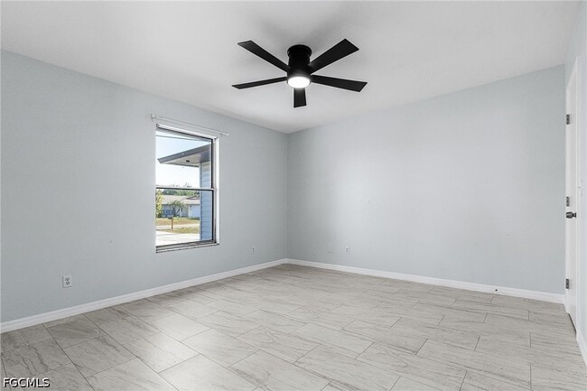 Building Photo - 17176 Phlox Dr