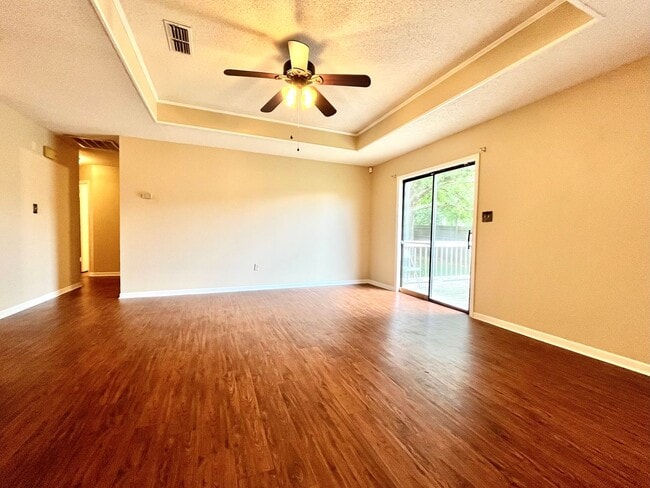 Building Photo - 3682 Farm to Market 344 E