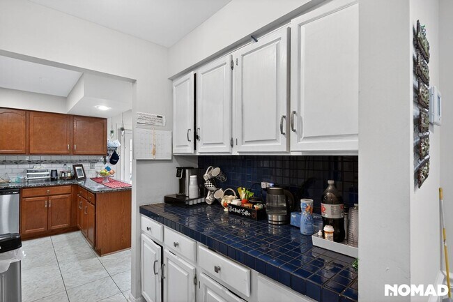Building Photo - Spacious 4BR House in Germantown