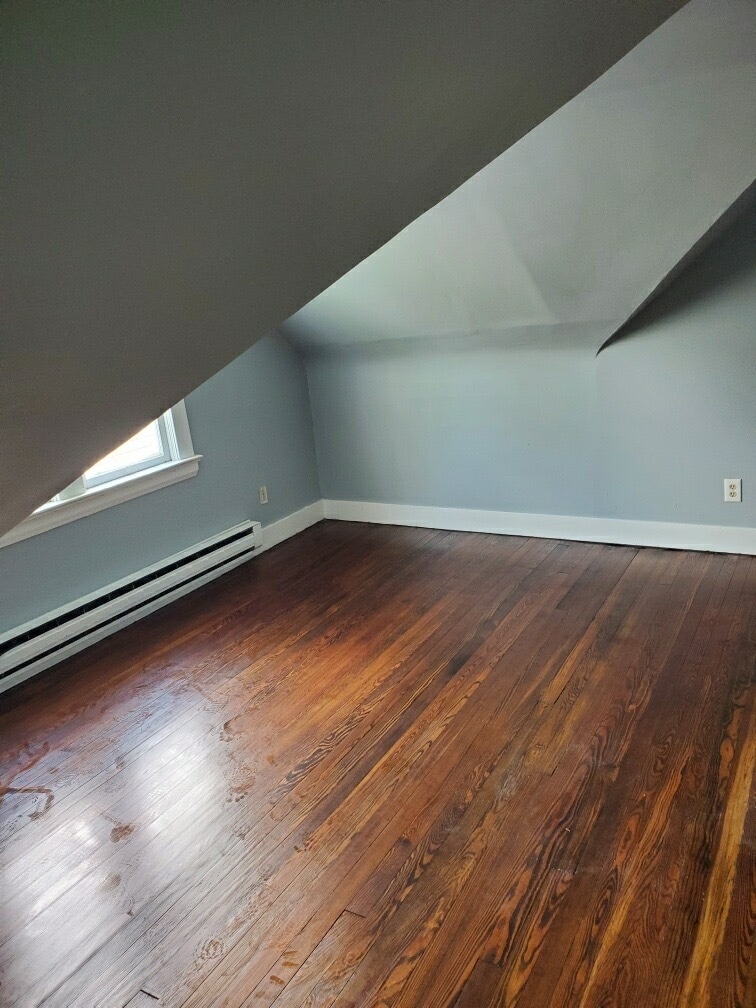 Building Photo - 2185 Edgewood Rd
