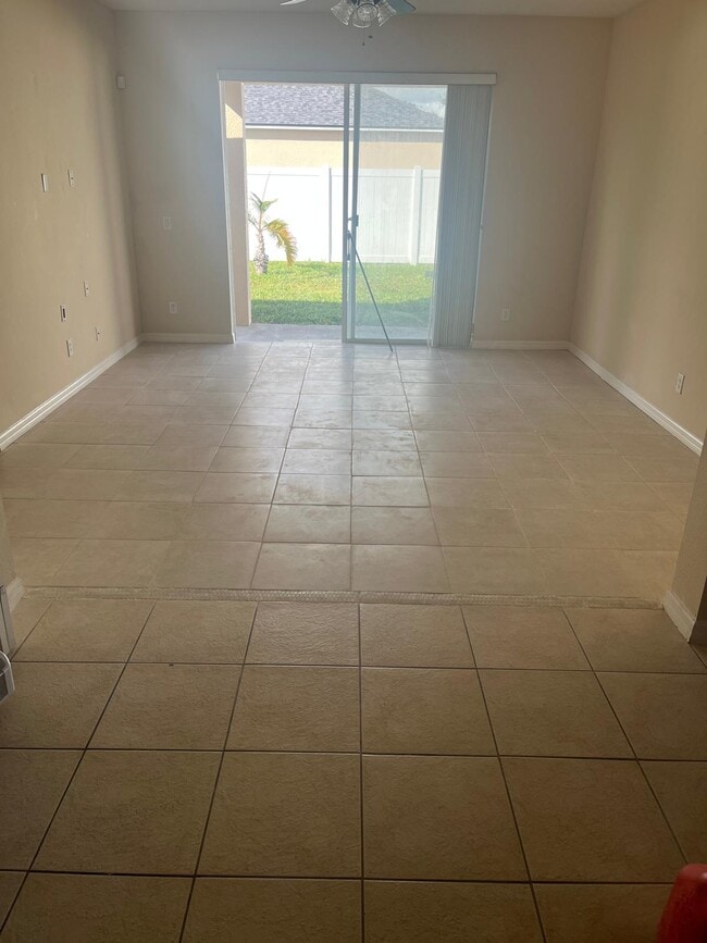 Building Photo - 2651 Eagle Canyon Dr N