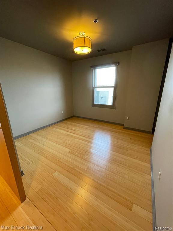 Building Photo - 510 N Main St