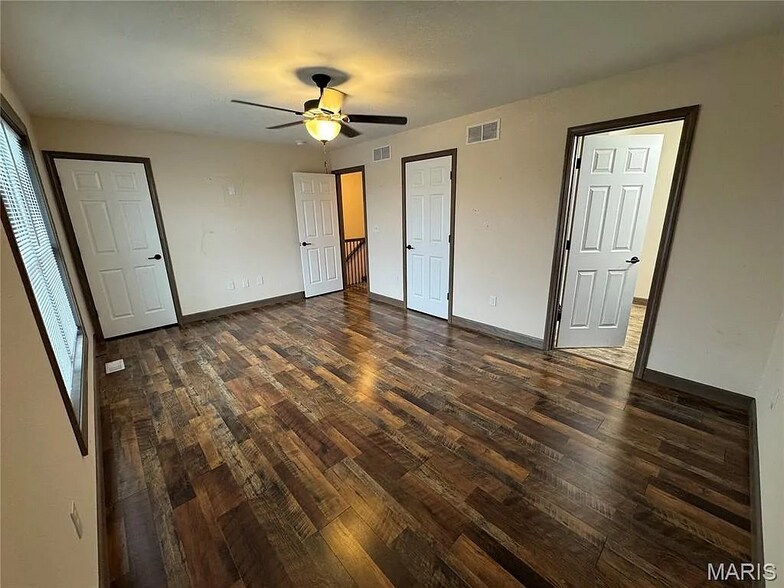 Building Photo - 3617 Justine Dr