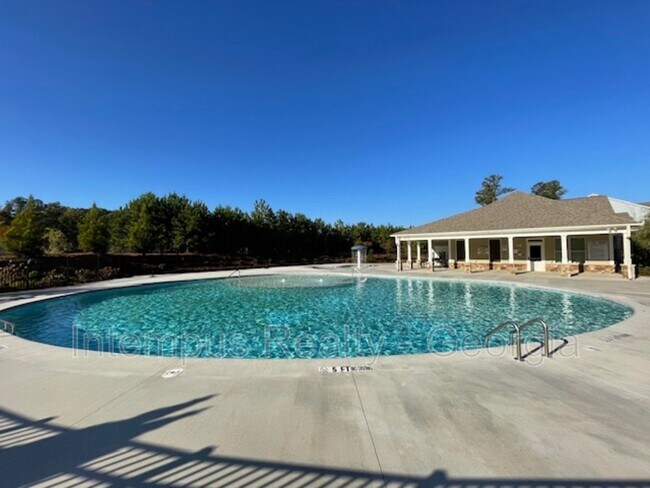 Building Photo - 44 Garnet Dr