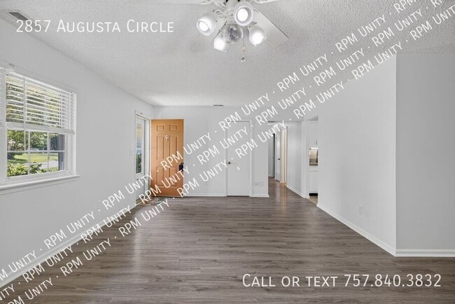 Building Photo - 2857 Augusta Cir
