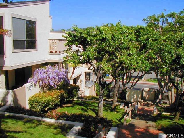 Building Photo - 527 S Sierra Ave