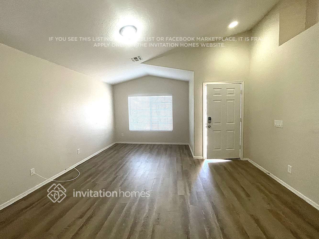 Building Photo - 1815 N 120th Dr