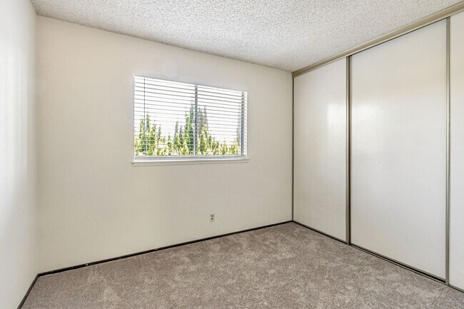 Building Photo - Spacious 4-Bedroom Home in Prime Milpitas
