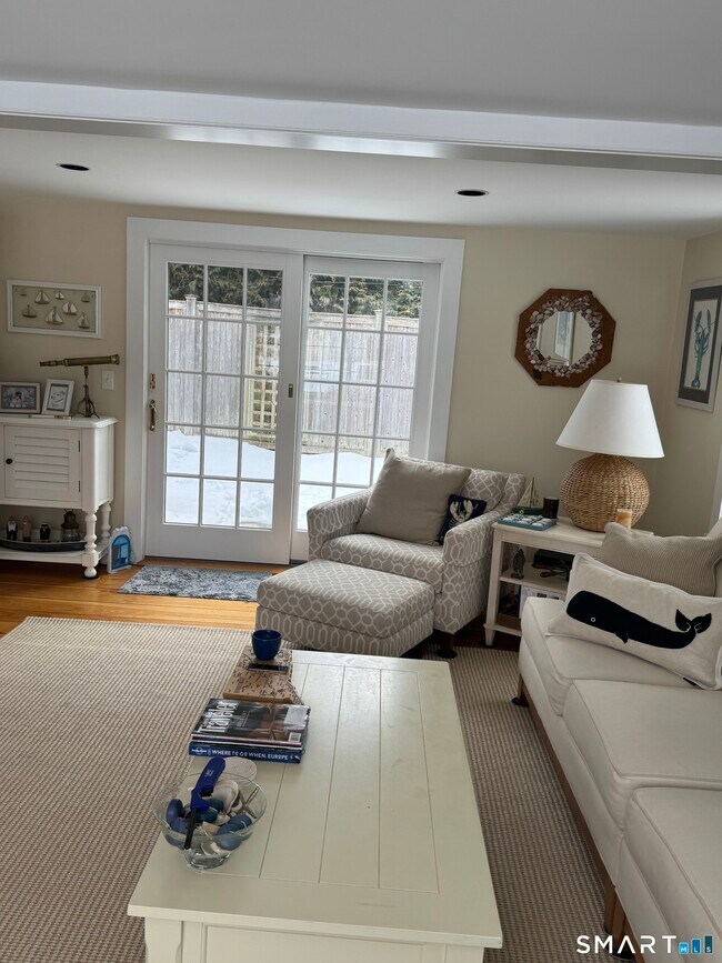 Building Photo - 84 Waterside Ln