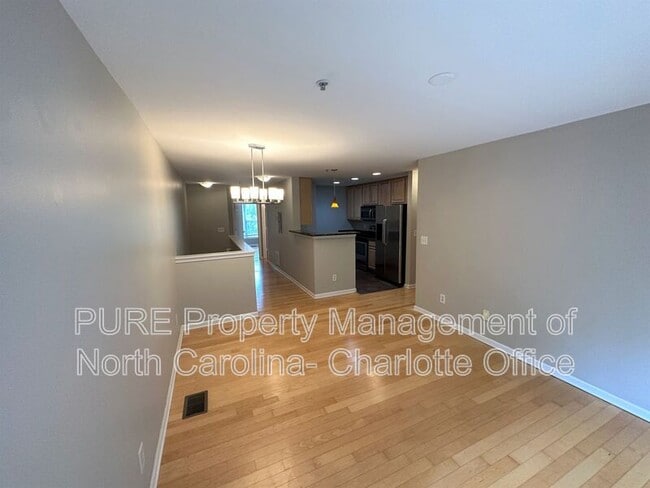 Building Photo - 3911 Picasso Court