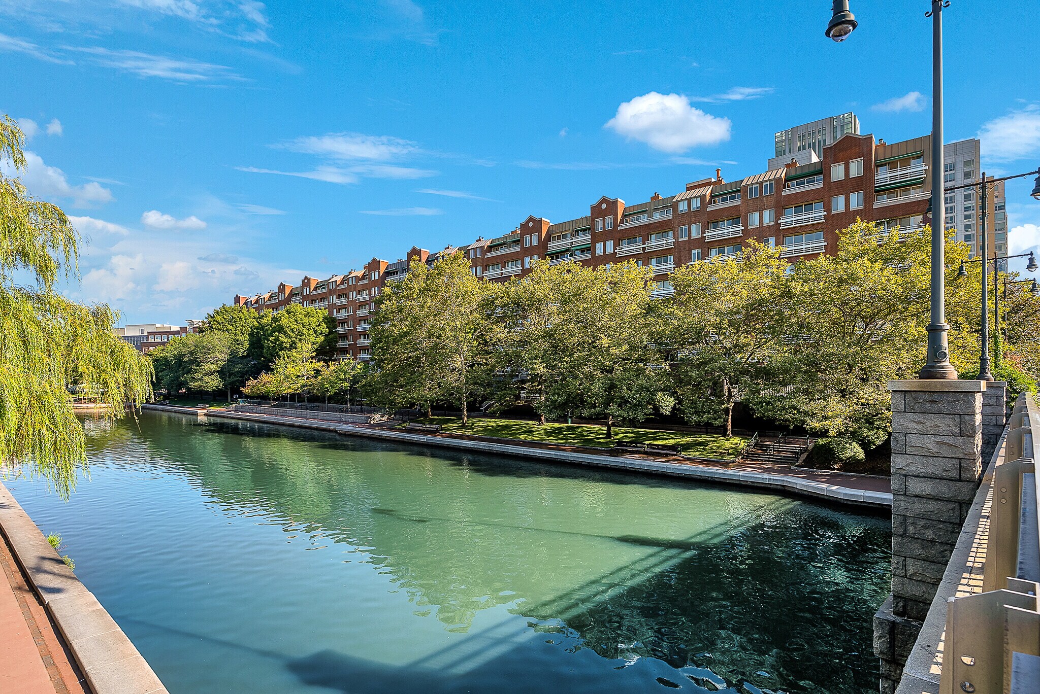 Building Photo - 4 Canal Park