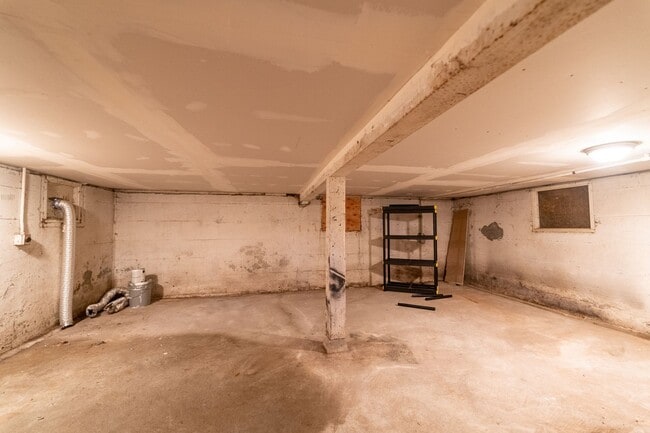 Building Photo - Charming 1910 Craftsman 4bd/2ba Tacoma House for Rent!