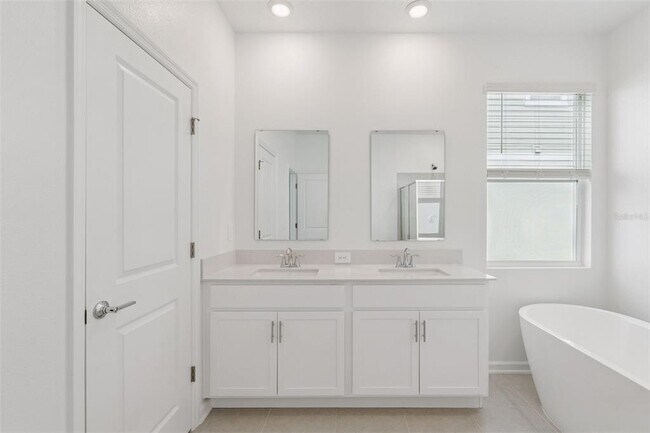 Building Photo - 1672 Rider Rain Ln
