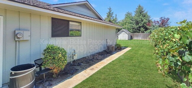 Building Photo - 254 W Fall Dr