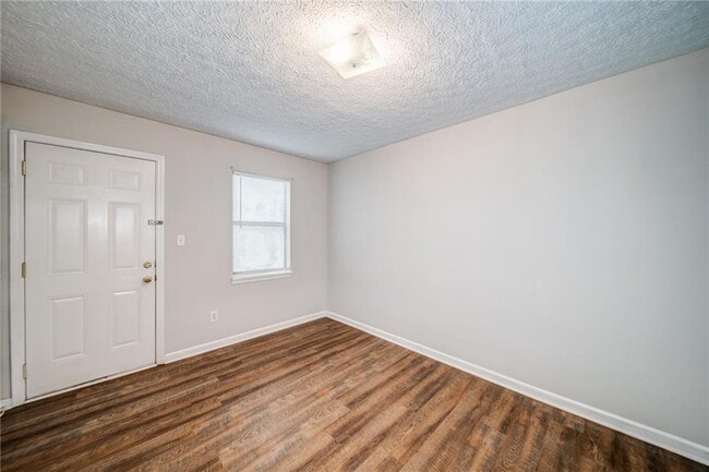 Building Photo - 341 W Griffin St