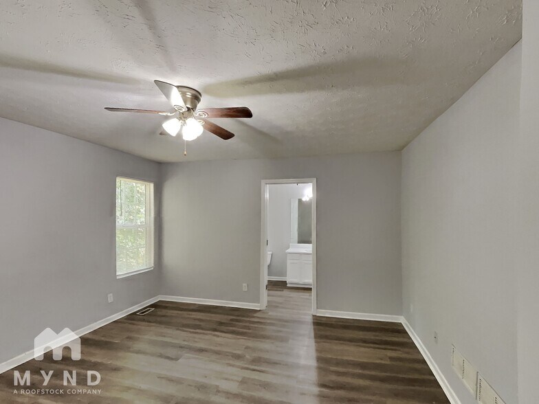 Building Photo - 5106 Bird Rd