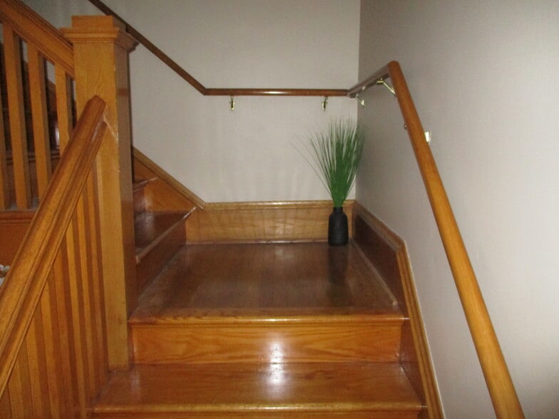 Building Photo - 134 N 10th St