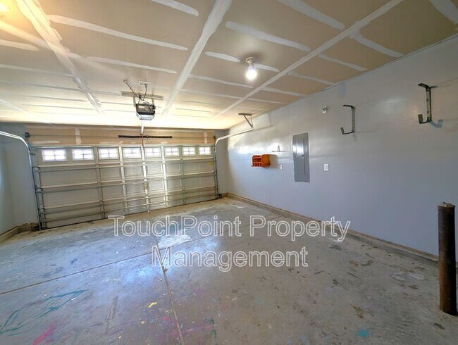 Building Photo - 2525 Mcintosh St