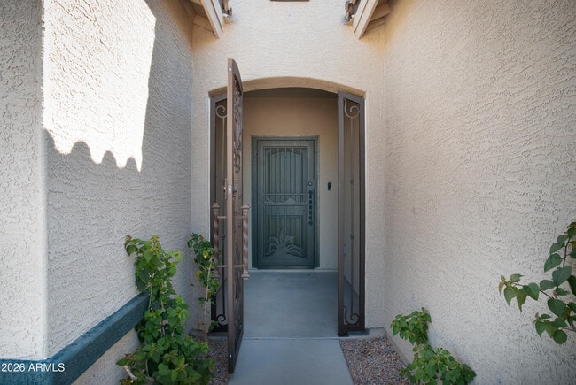 Building Photo - 43633 Yucca Ln