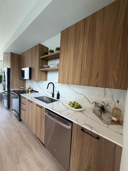 Building Photo - 11291 Biscayne Blvd