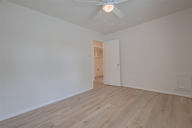 Building Photo - 1038 Red Rock Canyon Dr