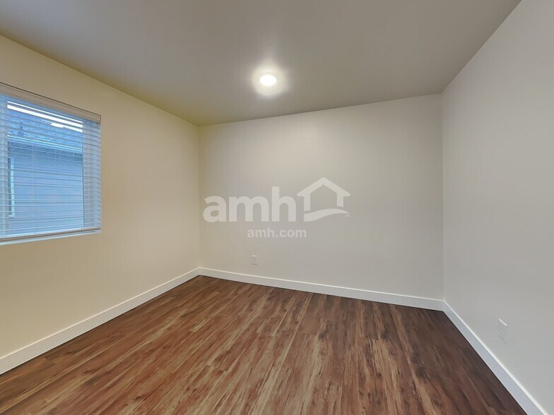 Building Photo - 7918 Verona Loop