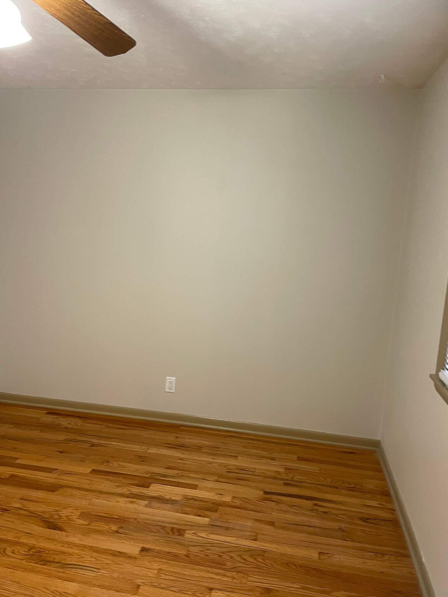 Building Photo - 864 S 45th St