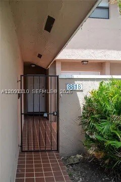 Building Photo - 8818 SW 113th Pl Cir E