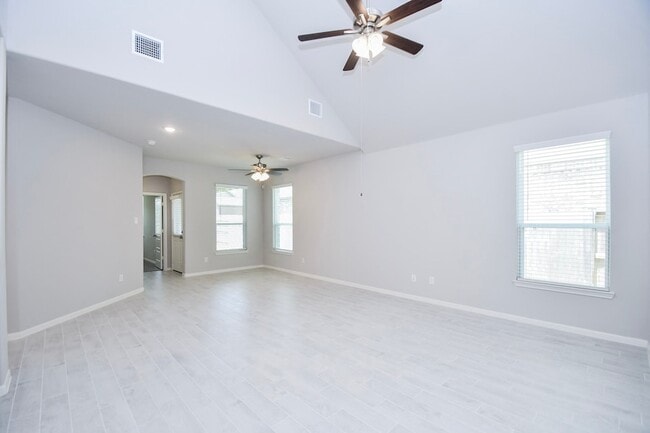 Building Photo - 1417 Sundown Gln Ln