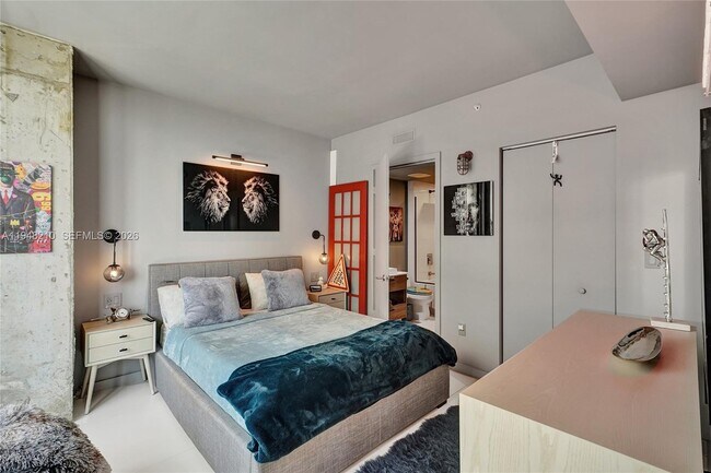 Building Photo - 1300 S Miami Ave