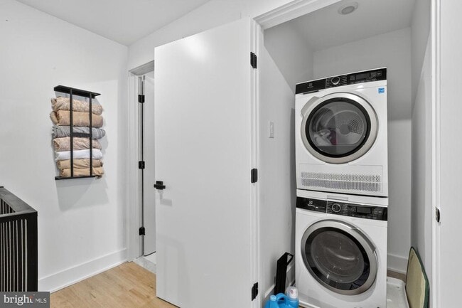 Building Photo - 59 N 2nd St