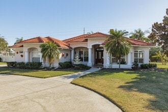 Building Photo - 2545 Partridge Dr