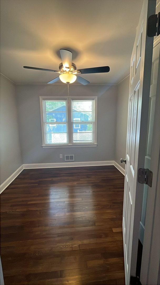 Building Photo - 112 Courtney Cir