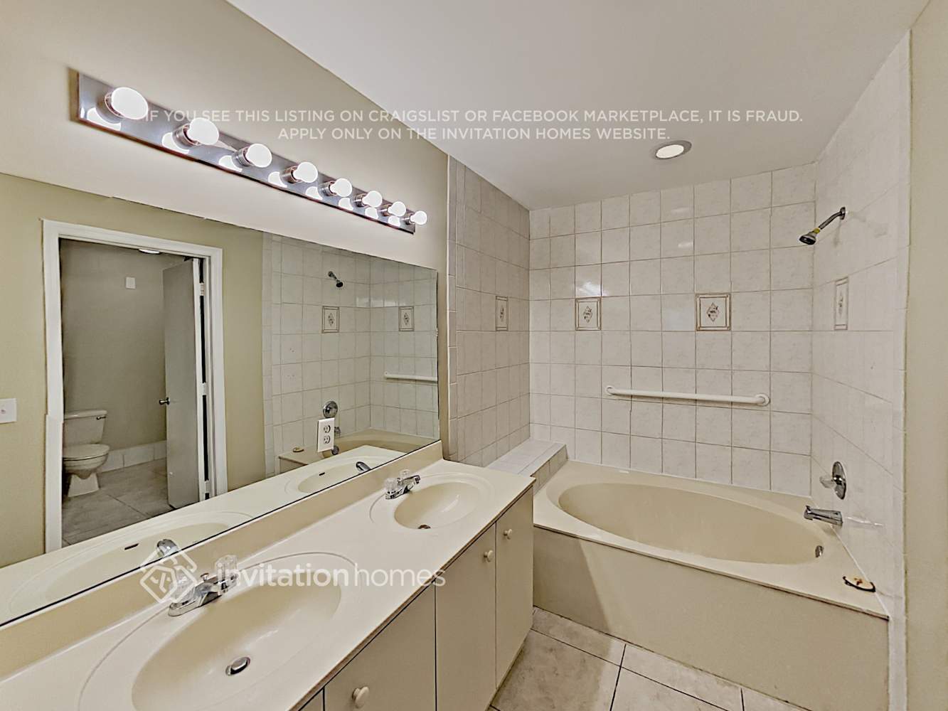 Building Photo - 15555 SW 95th Ln