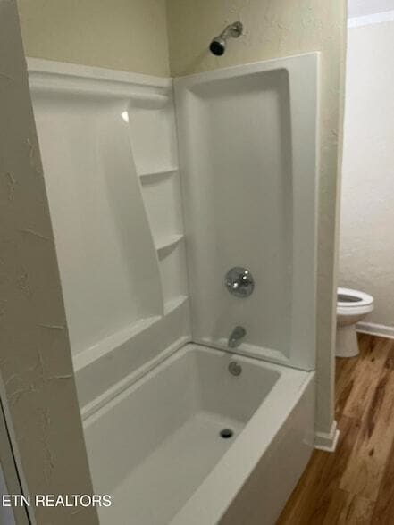 Building Photo - 440 W Outer Dr