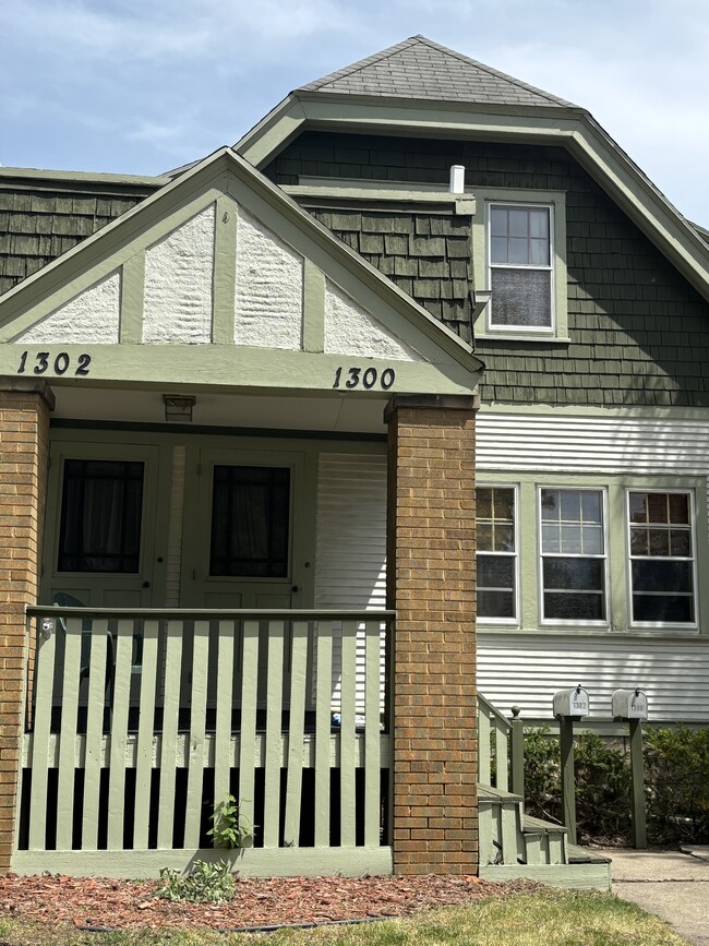 Building Photo - 1302 N 70th St
