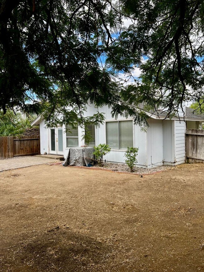 Building Photo - 1411 Ambassador Drive - Located in Northwest Reno!
