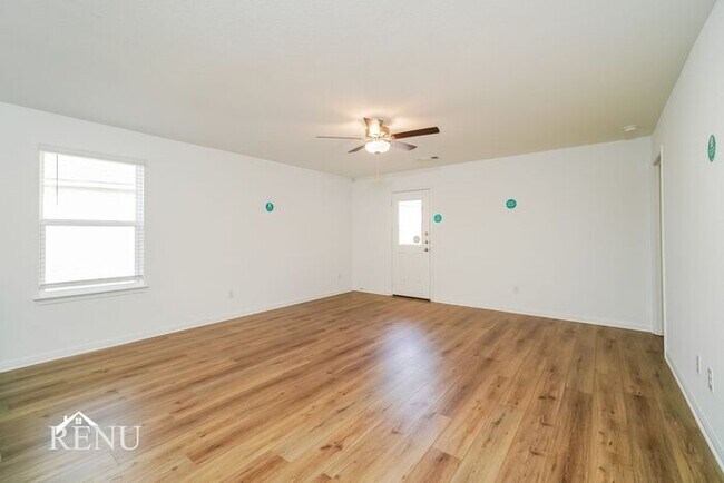 Building Photo - Coming Soon!