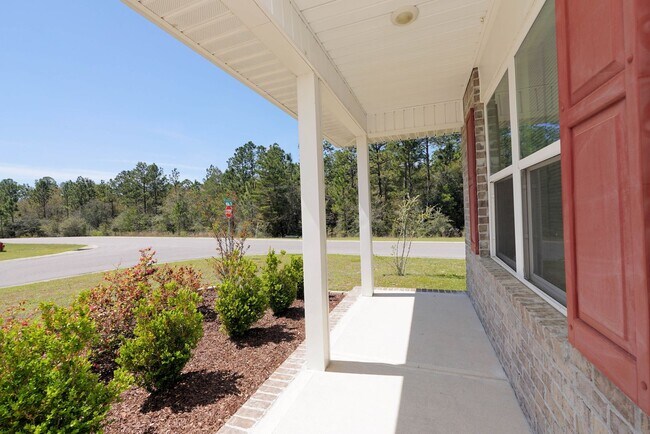 Building Photo - 904 Merganser Way