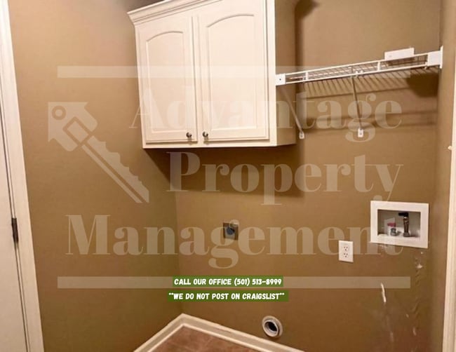 Building Photo - 50 Whispering Wind Cir