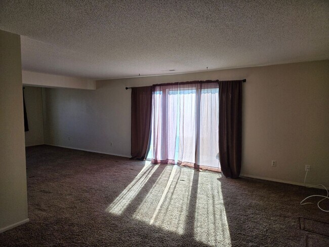 Building Photo - 7318 Wrangler Trail