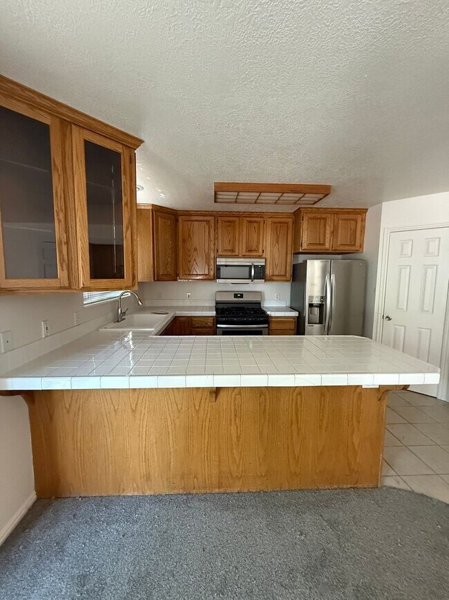 Building Photo - 938 E 1420 N