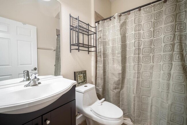 Building Photo - 8522 White Poplar Dr