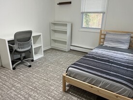 upstairs bedroom - 114 S Lee St