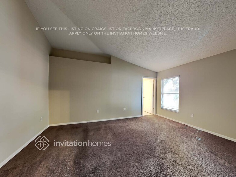 Building Photo - 110 China Berry Cir