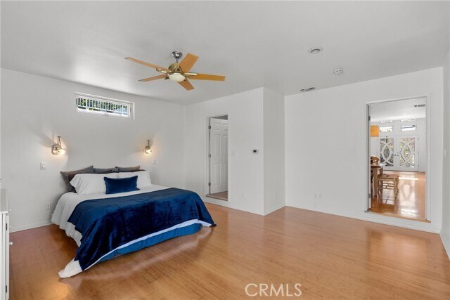 Building Photo - 321 Vía San Sebastian